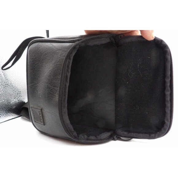 Sound Dimensions- CD Bag- PVC/ Leather Adjustable Strap- Black- Holds 12 CDs - Picture 4 of 6